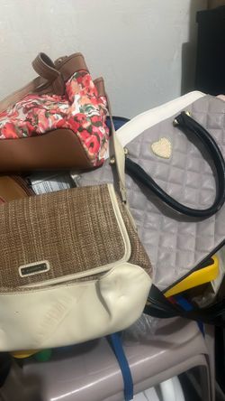 8 Bolsas Y 2 Carteras Muy Bonitas