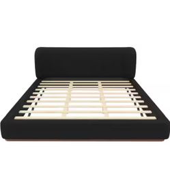 CHRISTOPHER KNIGHT HOME Hazelbrook Modern Black Wood Frame King Size Platform Bed with Boucle Fabric Upholstered Headboard