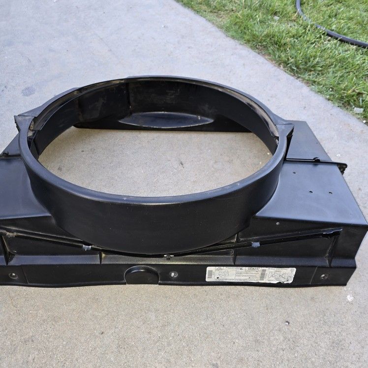 1996 Chevrolet K1500 Silverado Radiator Fan Cover