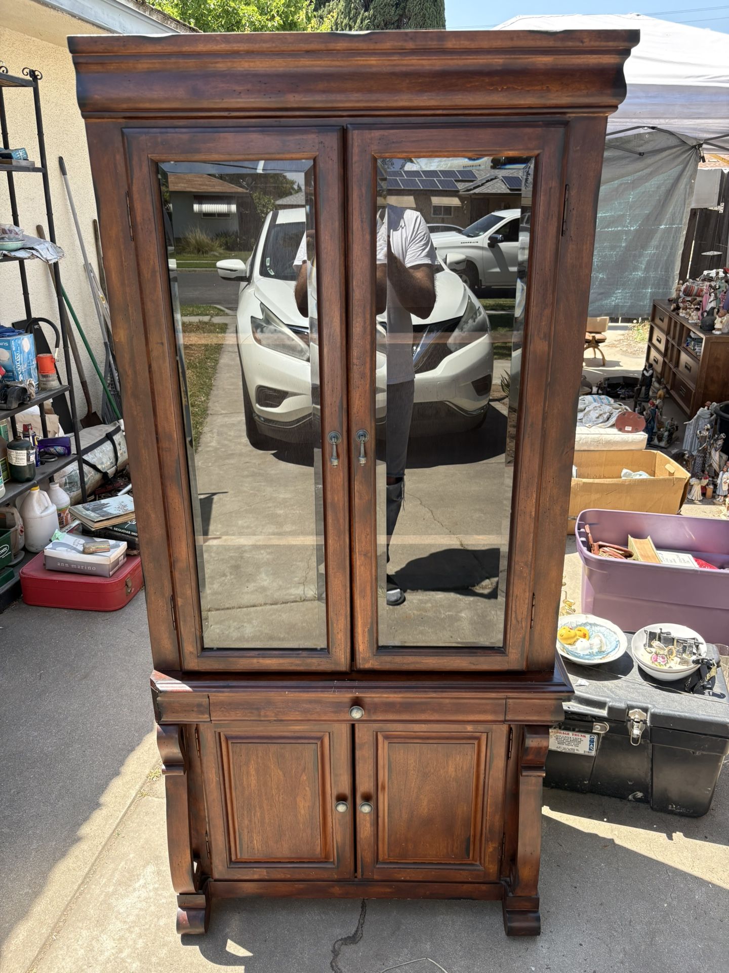 Display Case/Hutch