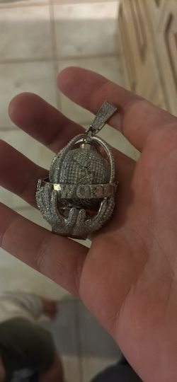 Pendant
