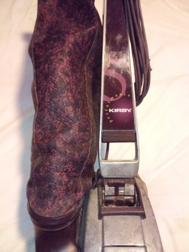 Kirby G5 Vacuum and Shampoo System
