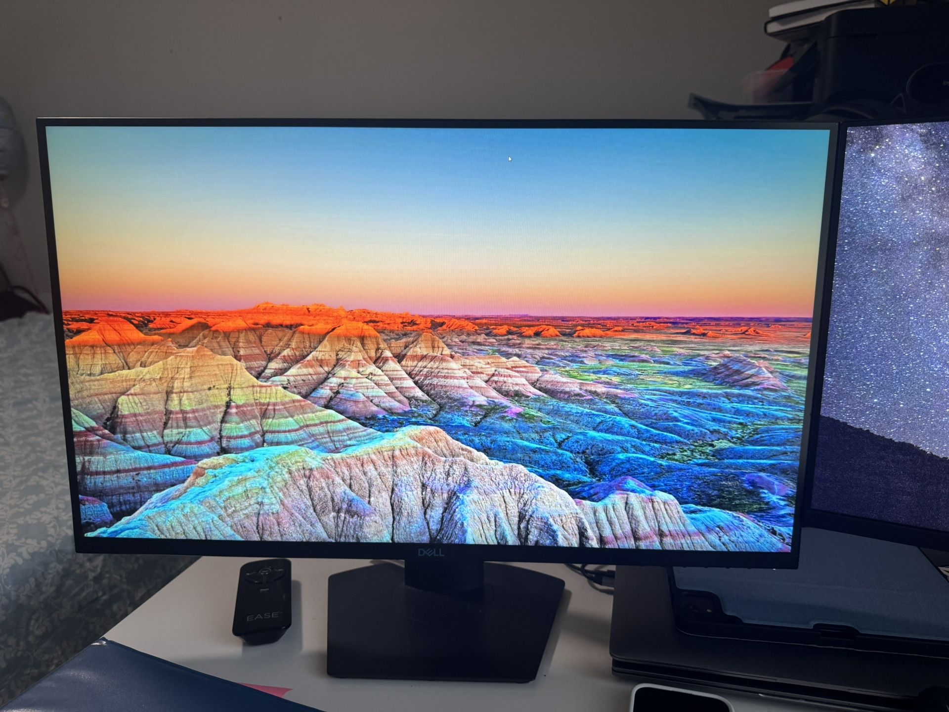 DELL Monitor 