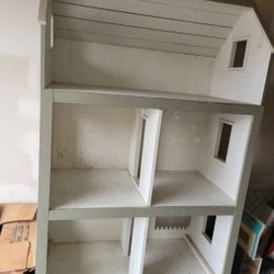 American Girl doll house 7 ft tall with wheels