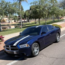 2013 Dodge Charger R/T – HEMI V8 – CLEAN TITLE – $9,900 OUT THE DOOR 