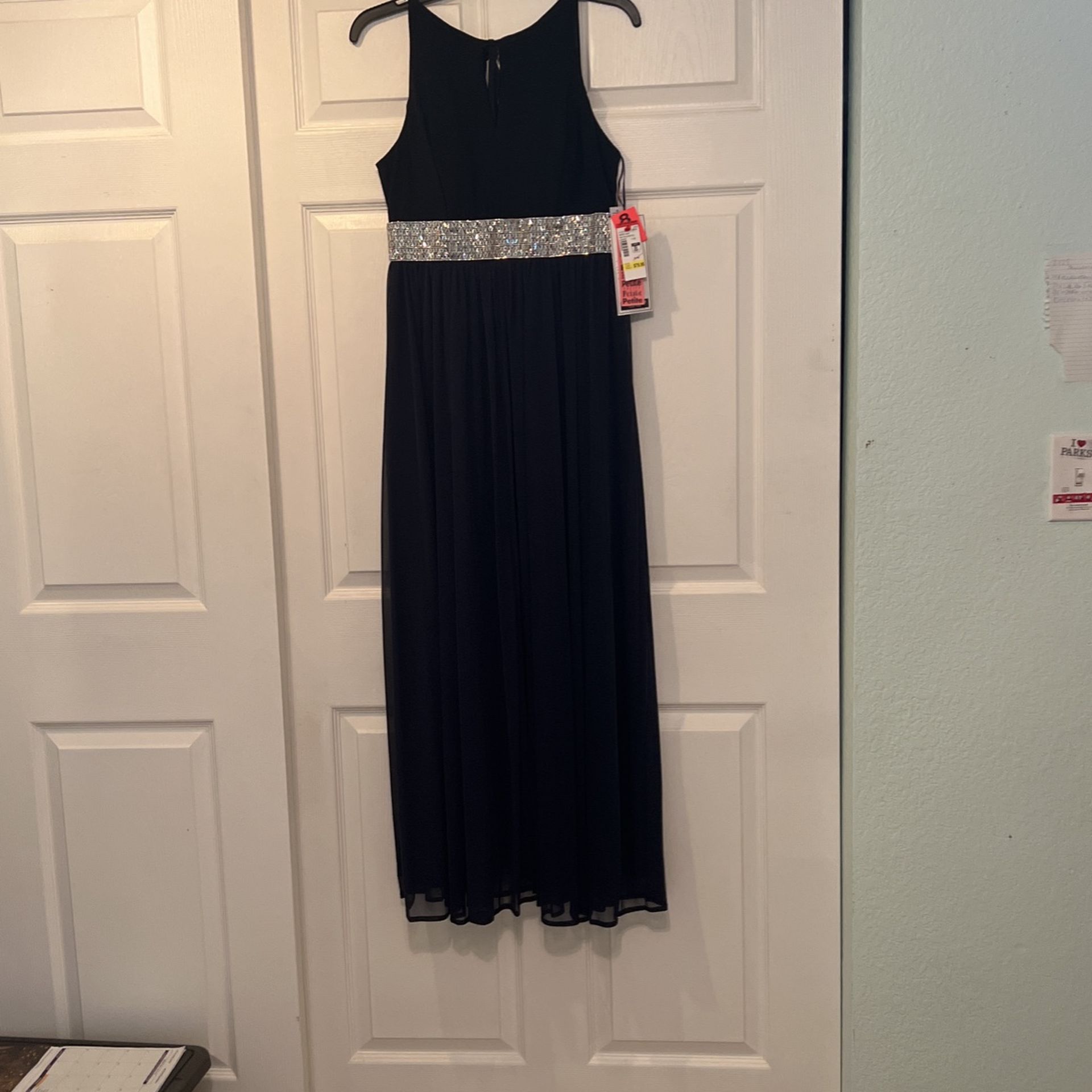 Brand New R & M Richard’s Gown Size 8