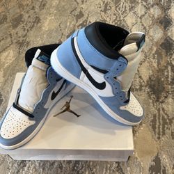 Air Jordan 1 University Blue