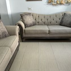 Beautiful Living Room Set.