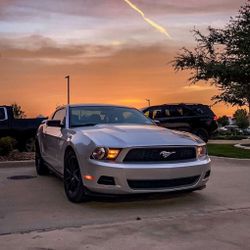 2011 V6 Mustang