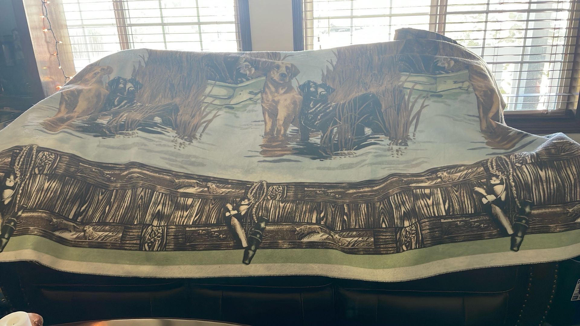 Blanket - King Size - Dog Scenery