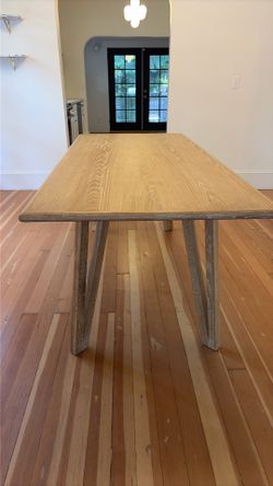 Wood dining room table