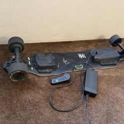 (EXTENDED range battery)Backfire electric longboard