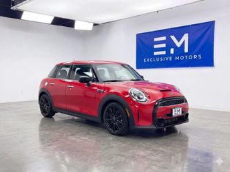 2023 MINI Hardtop 4 Door