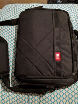 Case logic laptop case w/strap