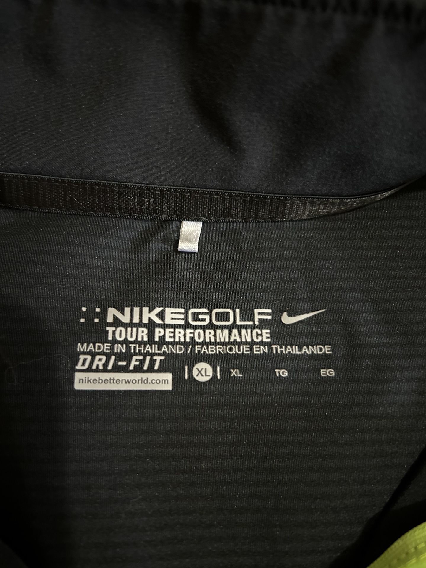 Woman’s Nike Golf Short Sleeve