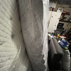 Kingsdown Chardonnay Queen size  and Gaeste Twin size Mattresses With queen Box spring Kept in plastic during storage