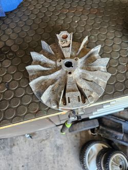 Push mower fly wheel