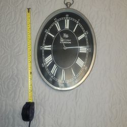 REGENT STREET LONDON WALL CLOCK (15"x10")