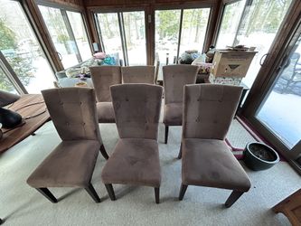 Dining room chairs (set of 6)