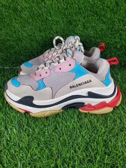 Size 40EU/9US Balenciaga Triple S Colorful 100% Authentic