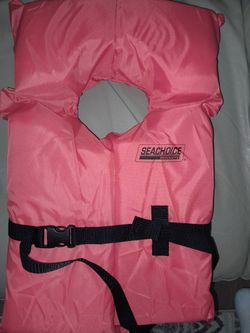 SeaChoice Adult Vest Orange, Fits Chest Size 30" to 52". Located in Phoenix, AZ. Xposting. NWOT.