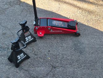 Craftsman jack and Daytona jack standa