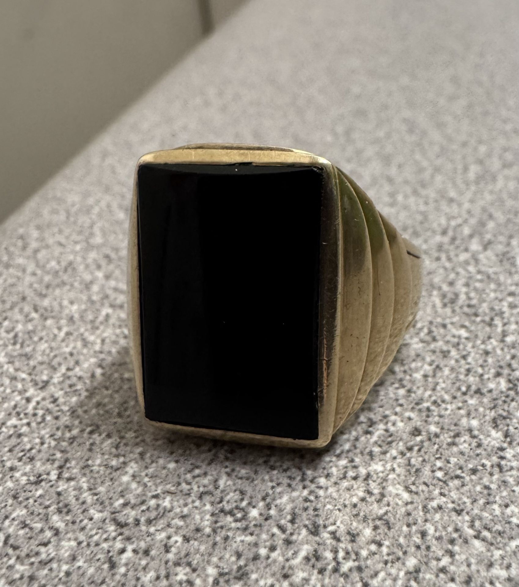 10k Onyx Mens Ring