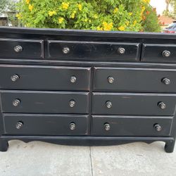 Dark 9 Drawer Wood Dresser Chest of Drawers Furniture Good Condition 
