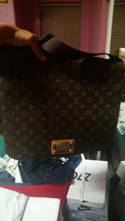 Louis Vuitton bag