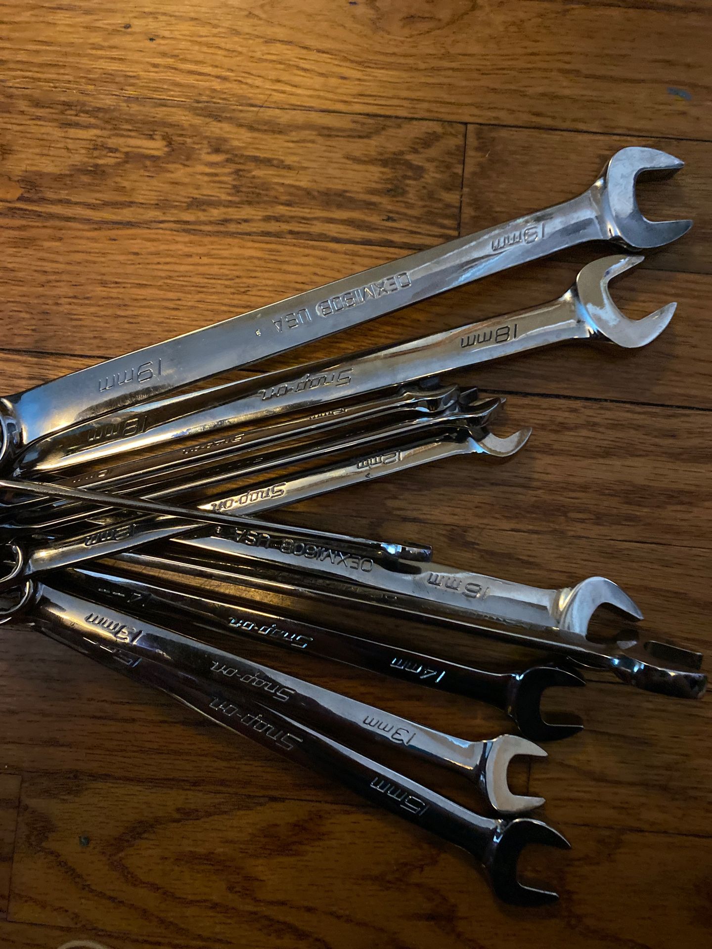 Snap on wrench tools