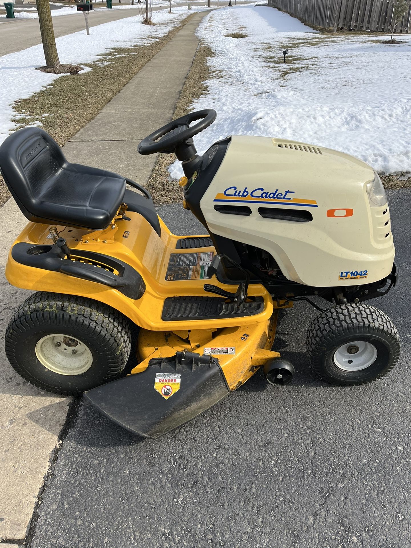 Cub cadet lt1042 new arrivals