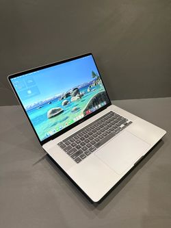 Fully Loaded 2019 Macbook Pro 16” 64GB Ram 500GB Storage Pls Read Description for More Details.