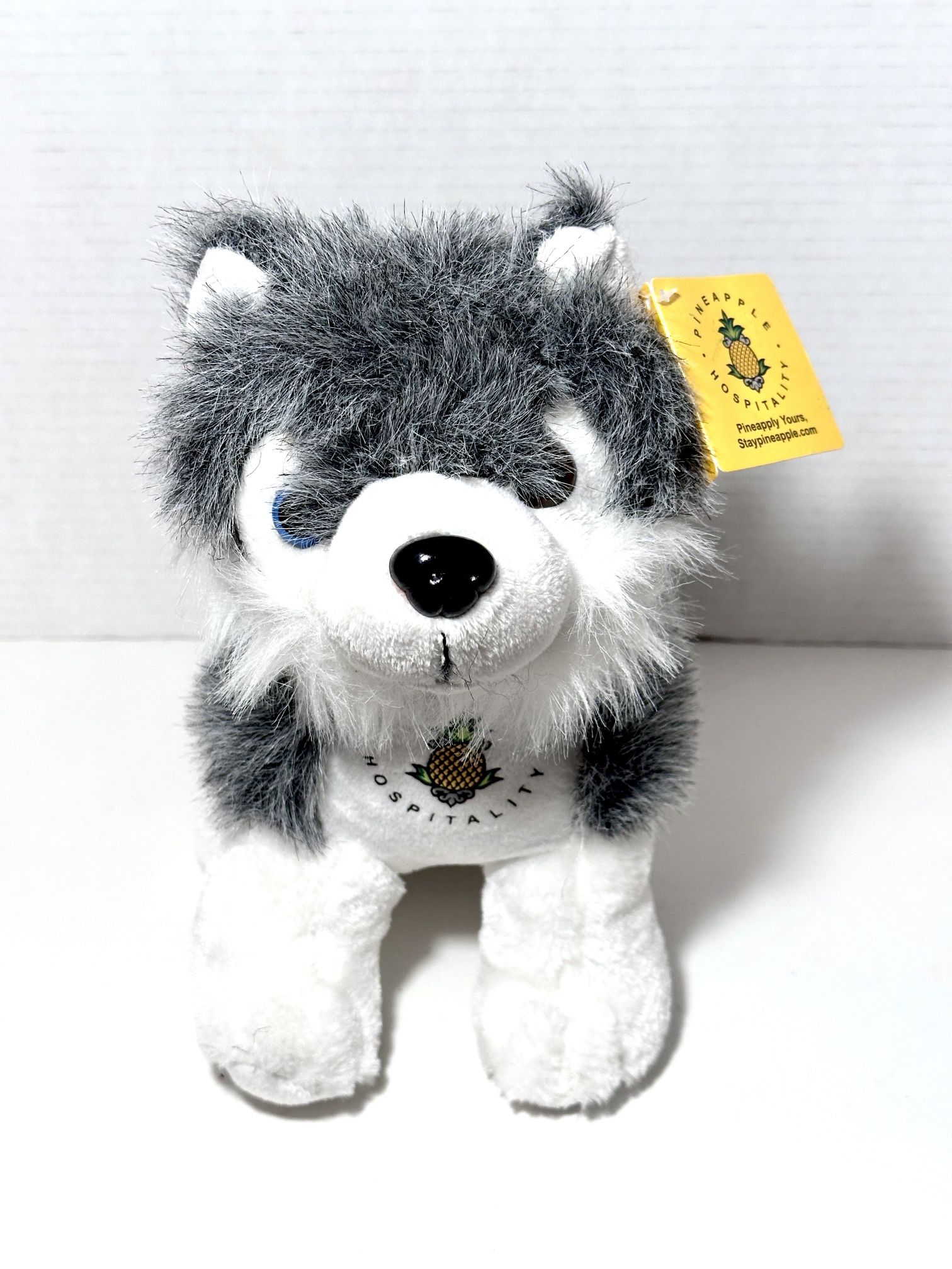 “Pineapple Hospitality” Husky Stuffed Plush