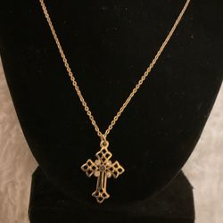 Goldtone Necklace And Cross Pendant With Rhinestones ( Luminess )
