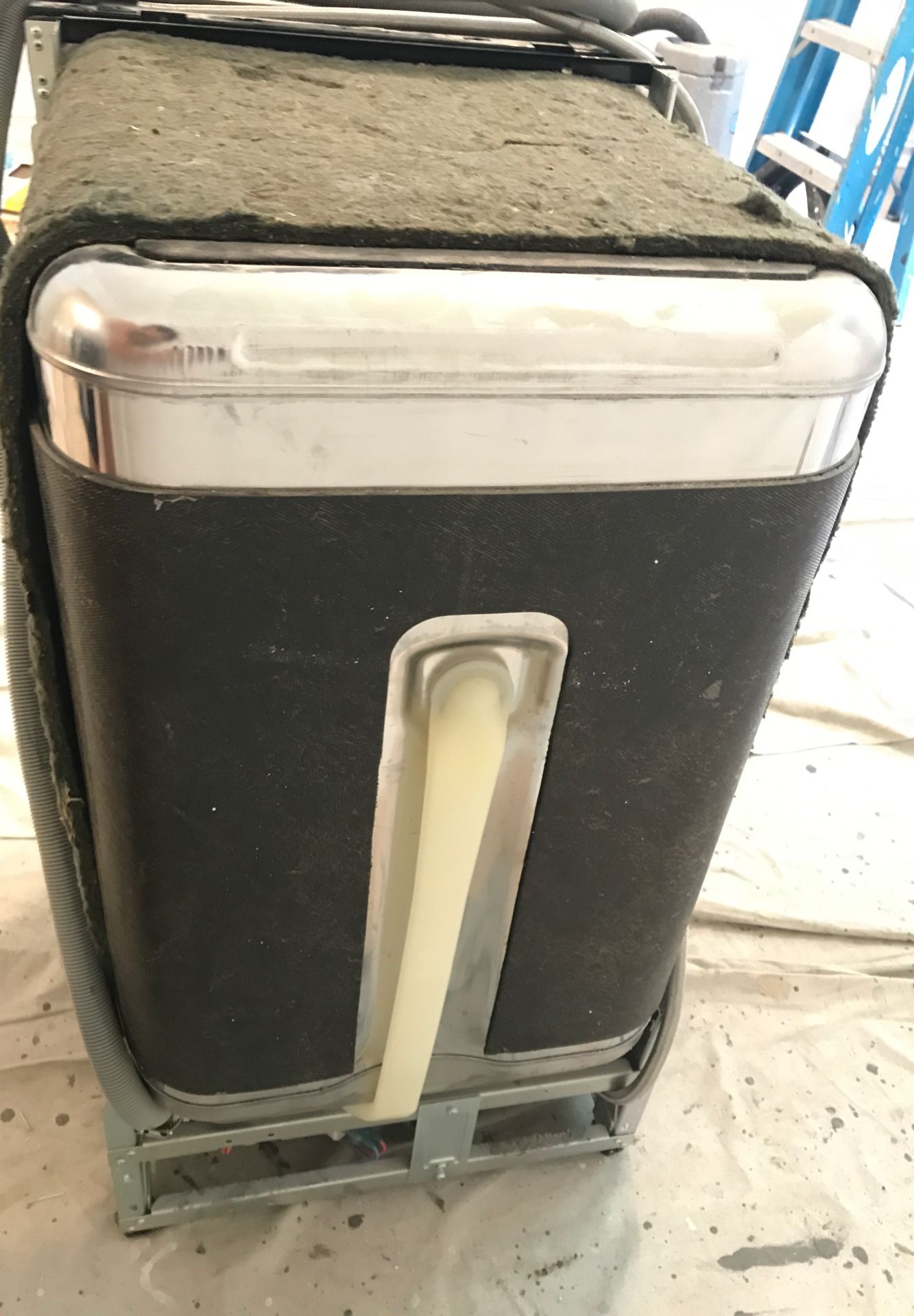 Kenmore dishwasher model (587.14403400) for Sale in Washington, DC OfferUp