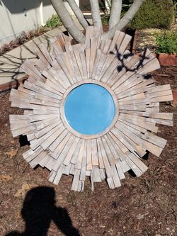 Round Mirror In Rustic Wood Frame 🪞