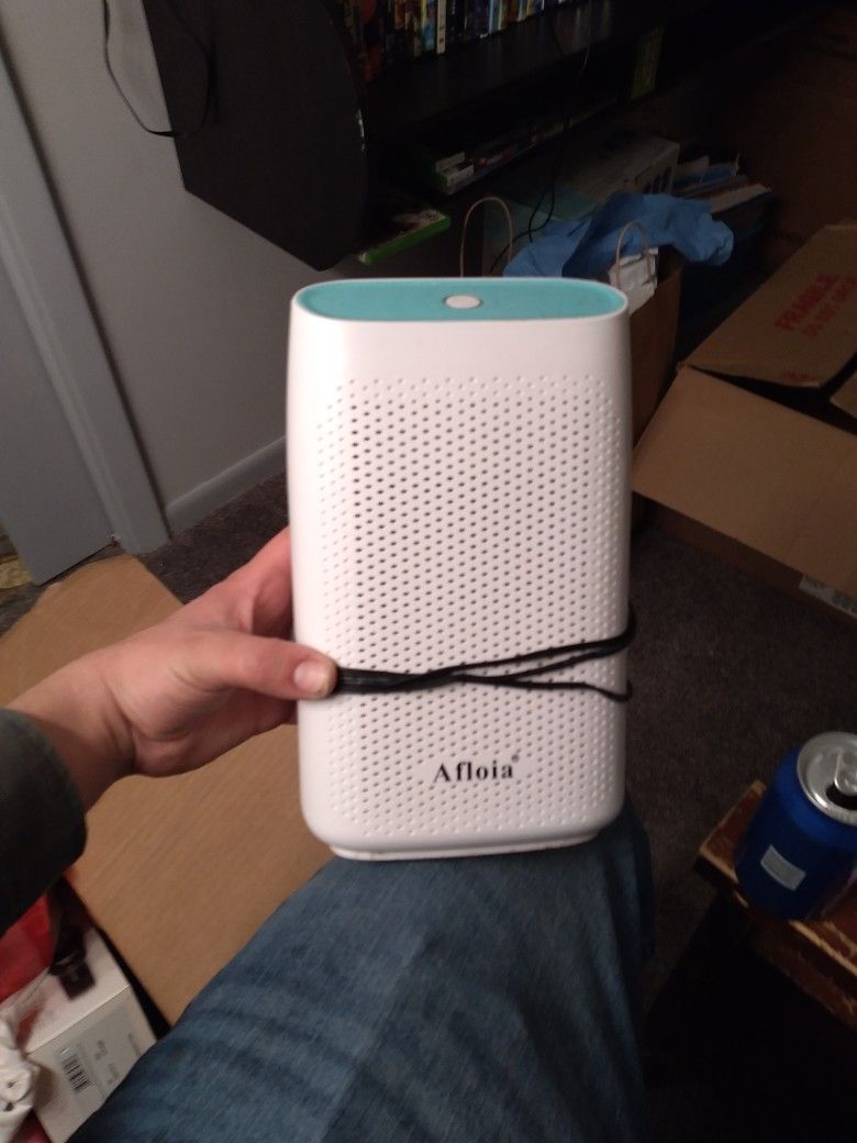 Dehumidifier 
