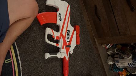 Nerf Fortnite b-AR  motorized