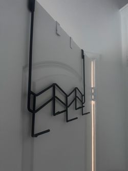 Black and white Metal Over-the-Door Hook Rack