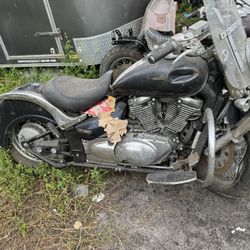 2006 Suzuki C50 Boulevard Motorcycle Bike