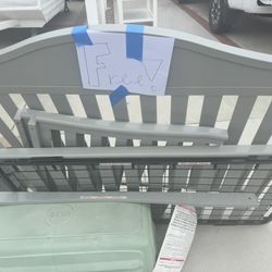FREE CRIB 