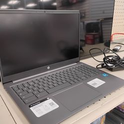 Hp laptop  💻  with charger