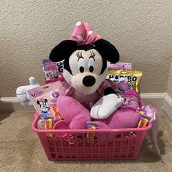 Minnie Mouse Birthday Basket with Large Plush Toy