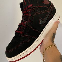 Air Jordan 1 Mid GS SE ‘Fearless’