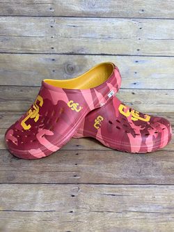 FOCO USC Trojans Tonal Camo Men’s Clogs Size XL (13-14)