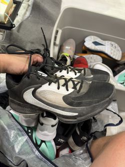 Nike Giannis Men’s 10.5