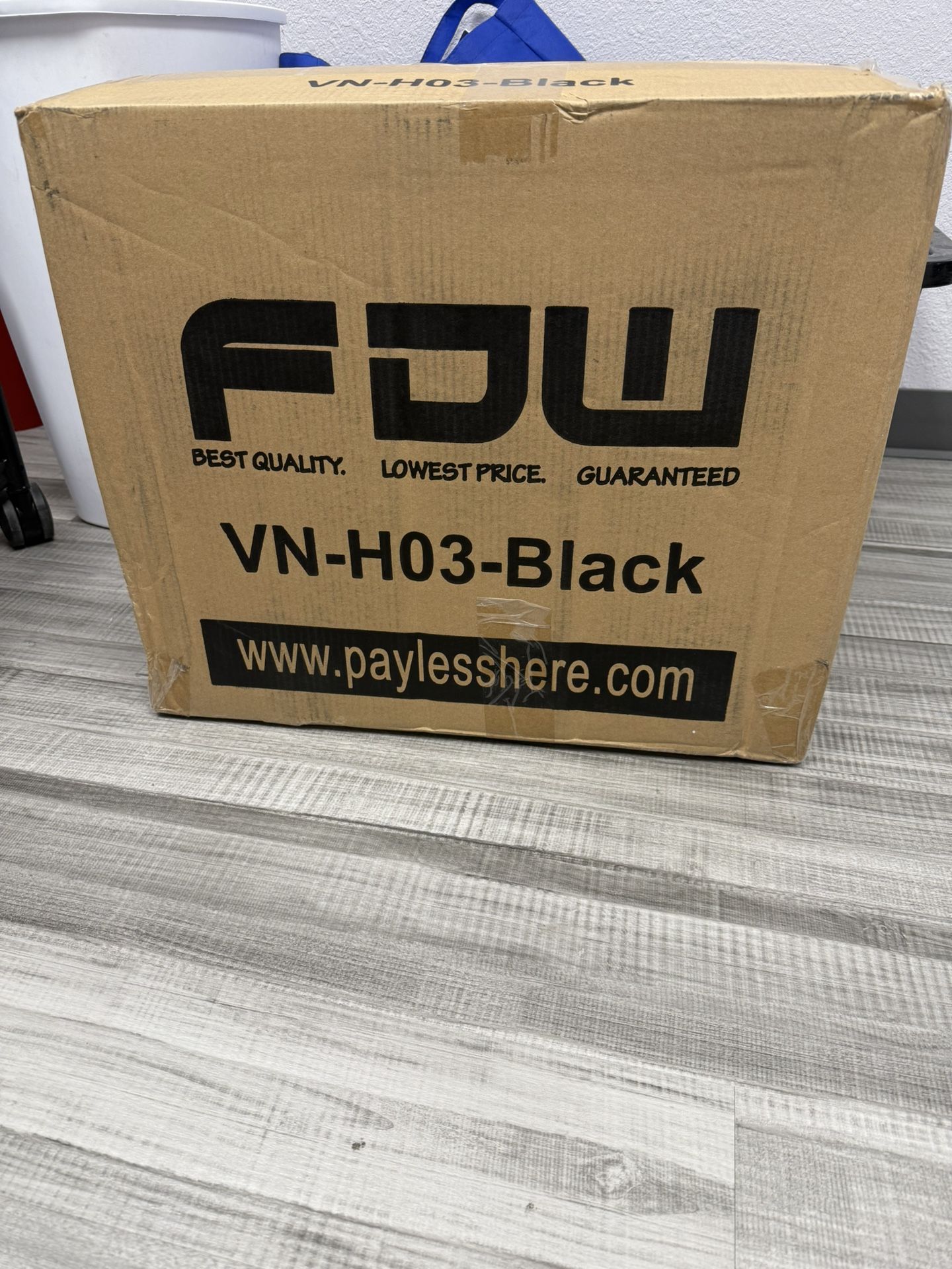 VN-HO3 Black Office Chair