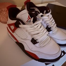 Jordan 4