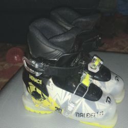 Kids Ski Boots