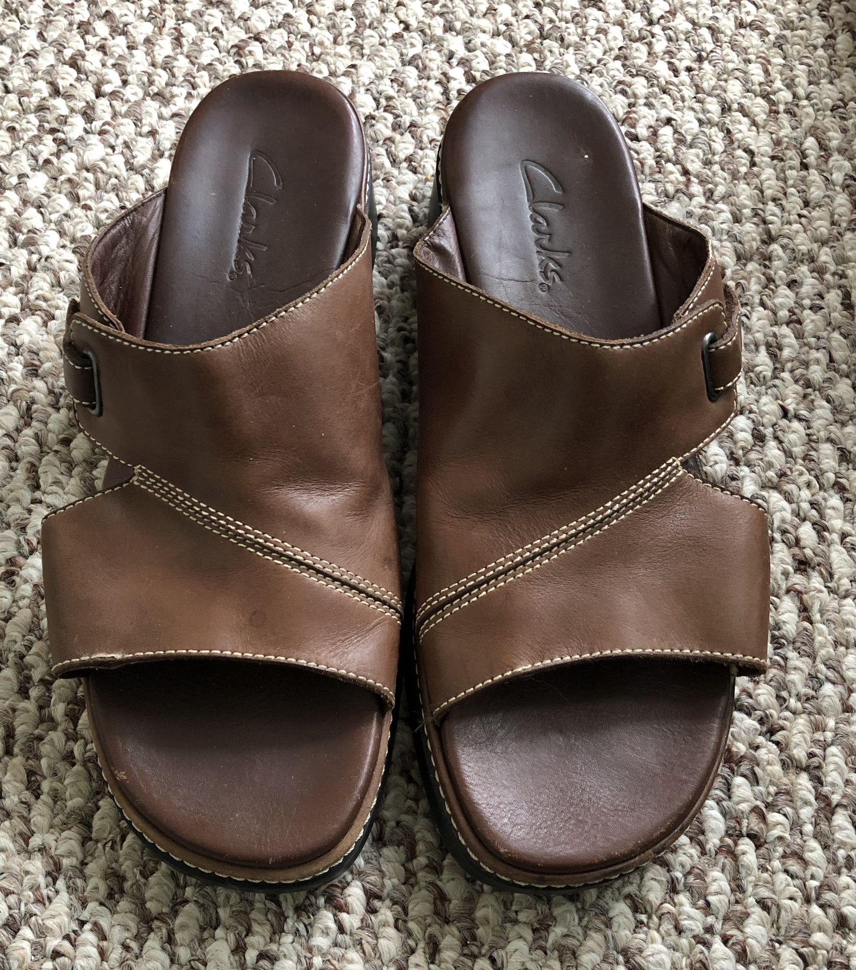 CLARKS Women’s Brown Leather Wedge Mule Sandal Size 9. Cushioned and comfortable. Smoke free home.